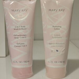 NEW Mary Kay Pink 2-in-1 Body Wash and Hydrating Lotion